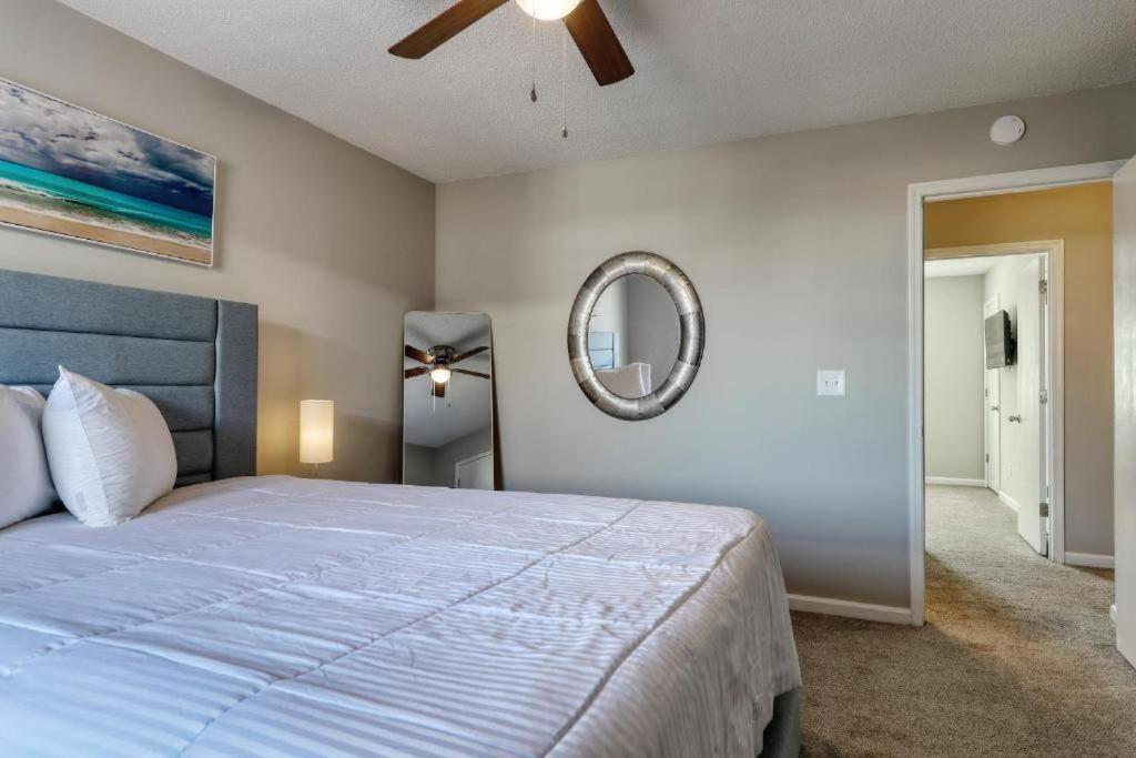 Stylish Haven New Walk To The Ocean Smart Tvs Wifi Lägenhet Myrtle Beach Exteriör bild